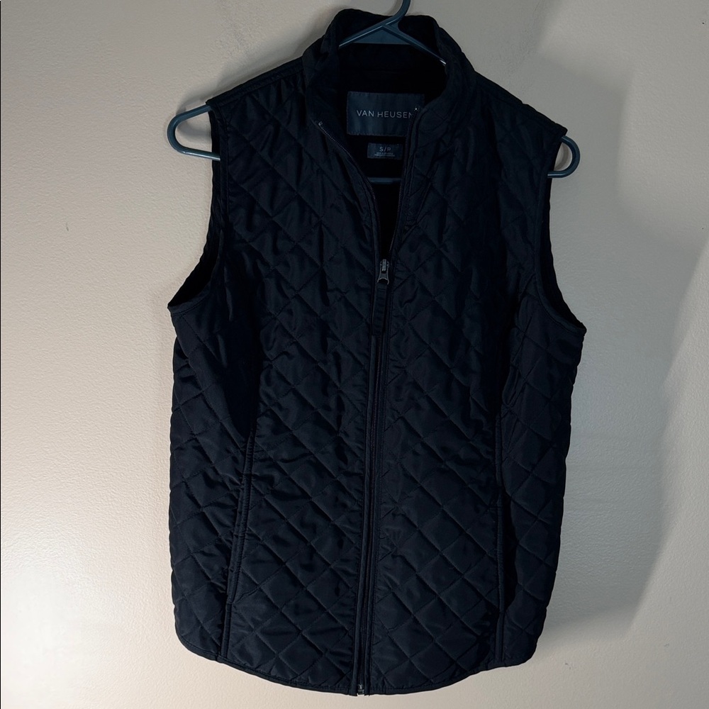 Van Heusen Women's Black Quilted Sleeveless Vest
